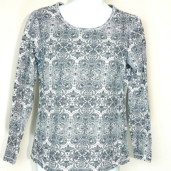 Made for Life Black White Medallion Print Long Sleeve Cotton Stretch Top Small - Picture 1 of 4